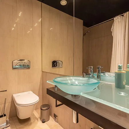 Chiado Deluxe Terrace 3 Bedroom Daire *