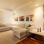 Chiado Deluxe Terrace 3 Br Apartamento