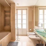 Apartamento Chiado Deluxe Terrace 3 Br *