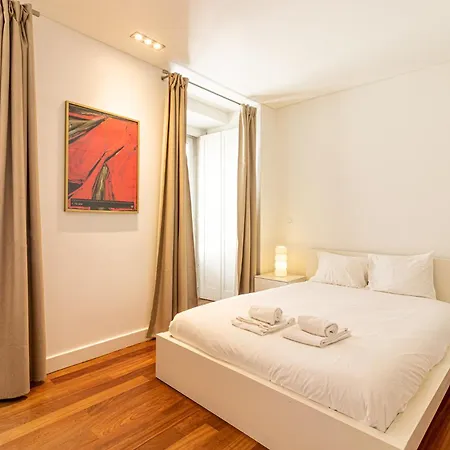 Chiado Deluxe Terrace 3 Bedroom Апартаменты Лиссабон