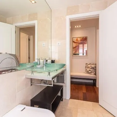 Chiado Deluxe Terrace 3 Bedroom Apartment Lisbon