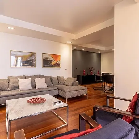 Apartment Chiado Deluxe Terrace 3 Bedroom *