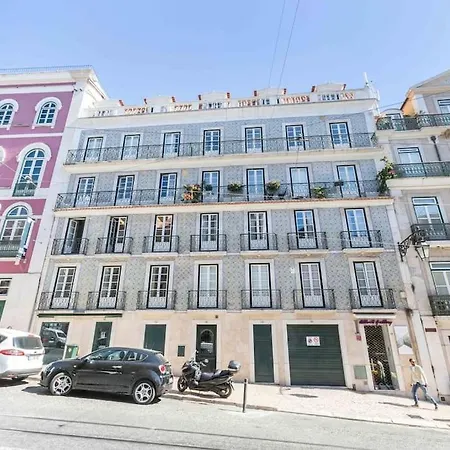 Apartment Chiado Deluxe Terrace 3 Bedroom